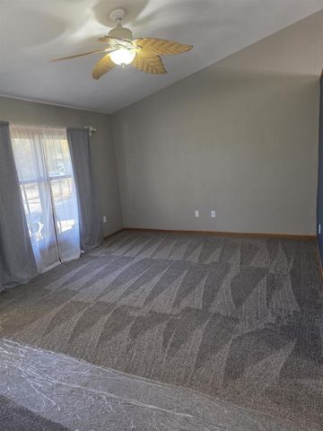 731 Sherwood Lane, Jefferson, WI 53549