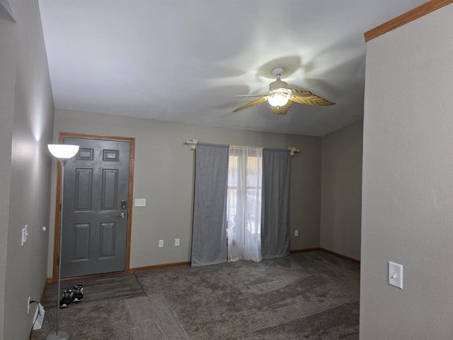 731 Sherwood Lane, Jefferson, WI 53549