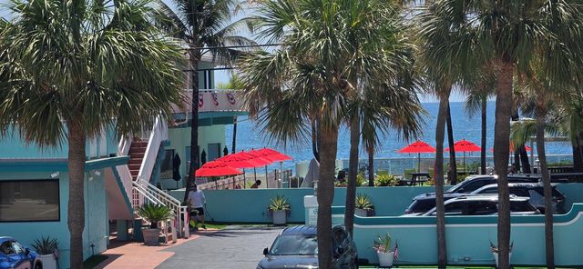 4228 N Ocean Drive 34, Lauderdale By The Sea, FL 33308