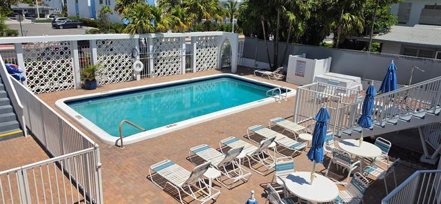 4228 N Ocean Drive 34, Lauderdale By The Sea, FL 33308