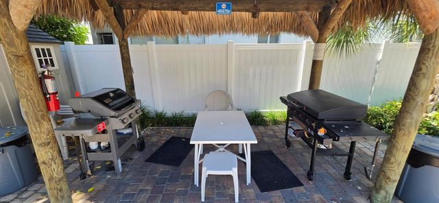 4228 N Ocean Drive 34, Lauderdale By The Sea, FL 33308