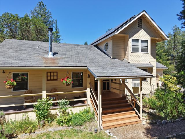 335 Sheraton Drive, Williams, OR 97544