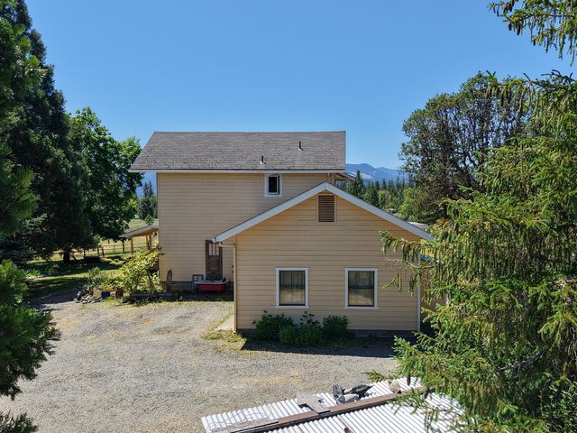 335 Sheraton Drive, Williams, OR 97544