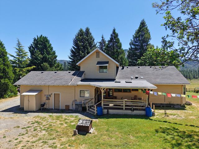 335 Sheraton Drive, Williams, OR 97544