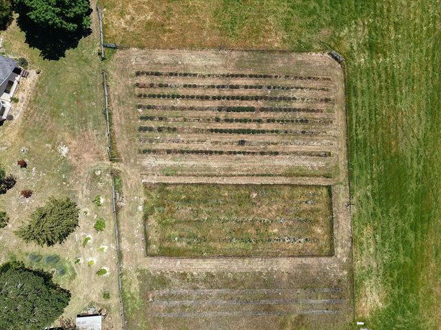 335 Sheraton Drive, Williams, OR 97544