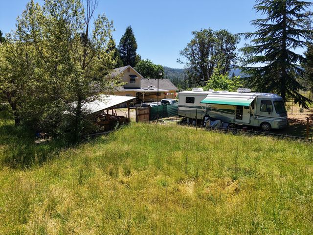 335 Sheraton Drive, Williams, OR 97544