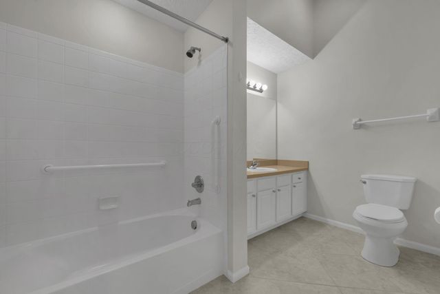 268 Waterside Drive, Delaware, OH 43015