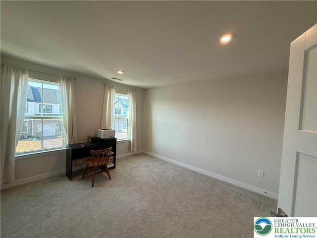 1033 Watson Court, Upper Macungie Twp, PA 18051