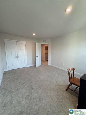 1033 Watson Court, Upper Macungie Twp, PA 18051