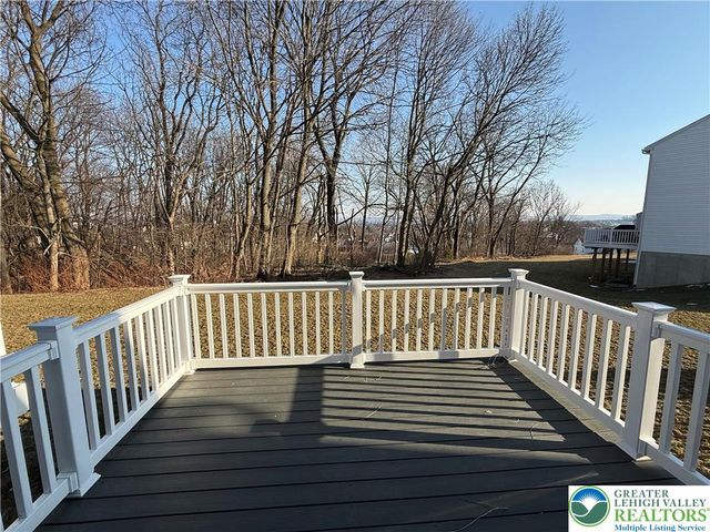 1033 Watson Court, Upper Macungie Twp, PA 18051