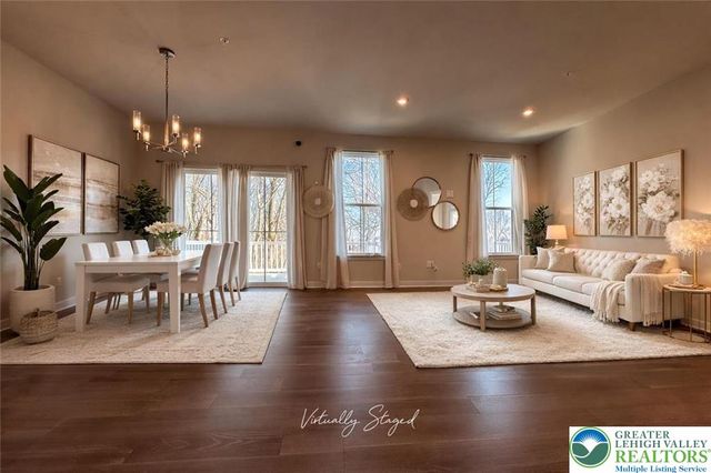 1033 Watson Court, Upper Macungie Twp, PA 18051