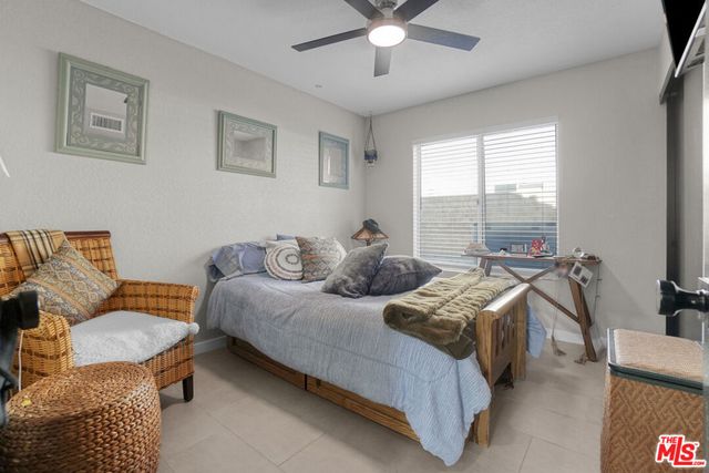 6886 Country Oaks Drive, Highland, CA 92346