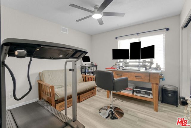 6886 Country Oaks Drive, Highland, CA 92346