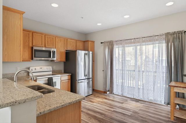 11323 Davenport Circle NE D, Blaine, MN 55449