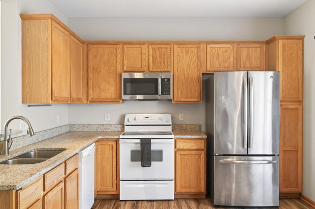 11323 Davenport Circle NE D, Blaine, MN 55449