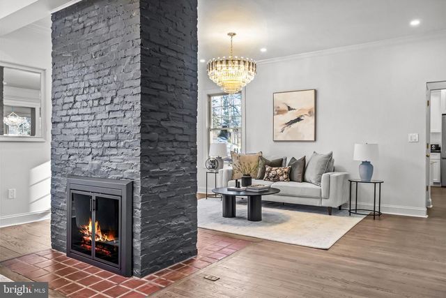 804 MAIN ST, Riverton, NJ 08077