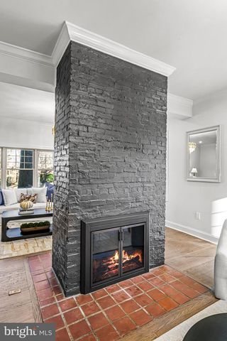 804 MAIN ST, Riverton, NJ 08077