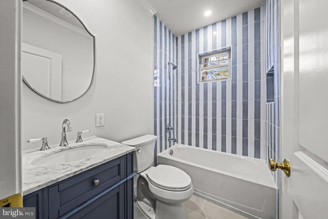 804 MAIN ST, Riverton, NJ 08077