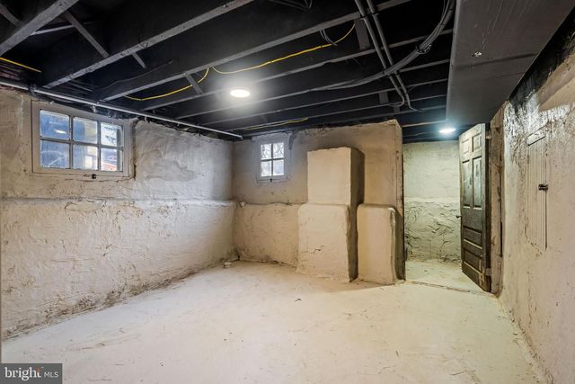 804 MAIN ST, Riverton, NJ 08077