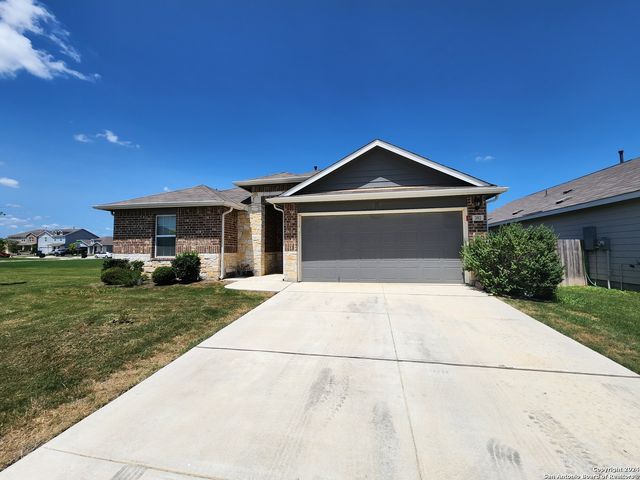 382 N Kowald Ln, New Braunfels, TX 78130