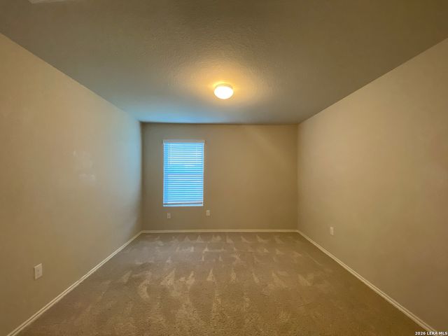 382 N Kowald Ln, New Braunfels, TX 78130