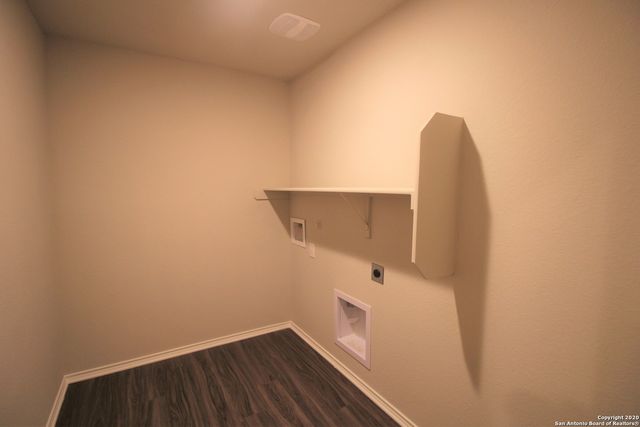 382 N Kowald Ln, New Braunfels, TX 78130