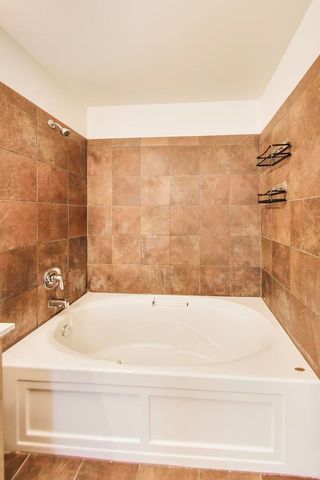 1720 S Michigan Avenue 902, Chicago, IL 60616