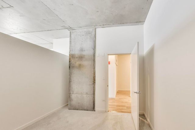 1720 S Michigan Avenue 902, Chicago, IL 60616