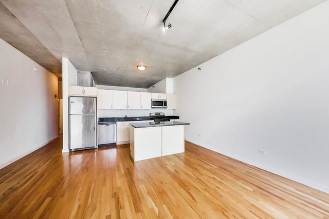 1720 S Michigan Avenue 902, Chicago, IL 60616