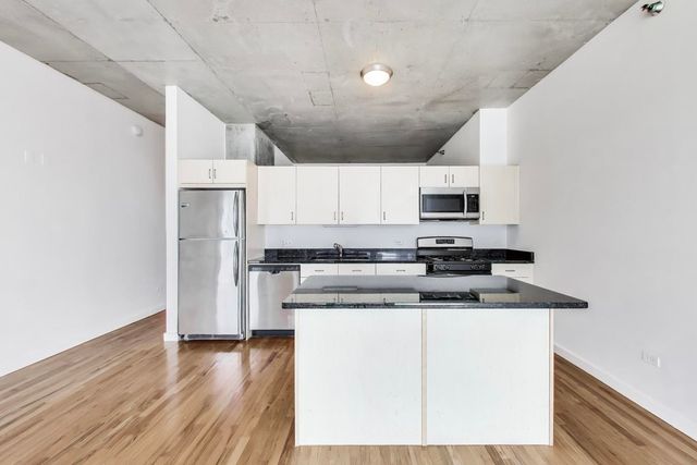 1720 S Michigan Avenue 902, Chicago, IL 60616
