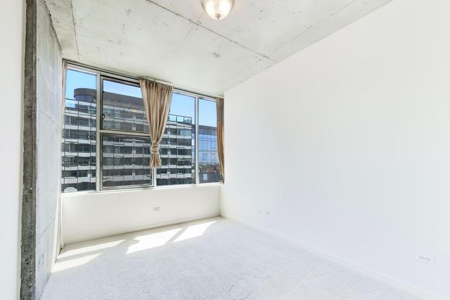 1720 S Michigan Avenue 902, Chicago, IL 60616