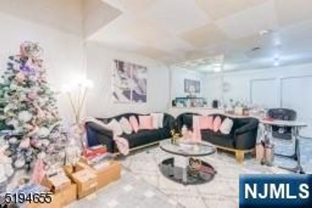 111 Highland Avenue, Newark, NJ 07104