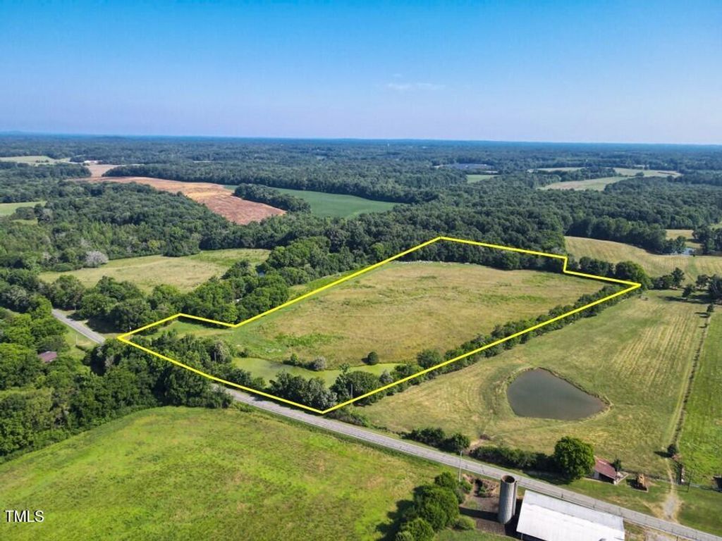 6350 42 Hwy, Bear Creek, NC 27207