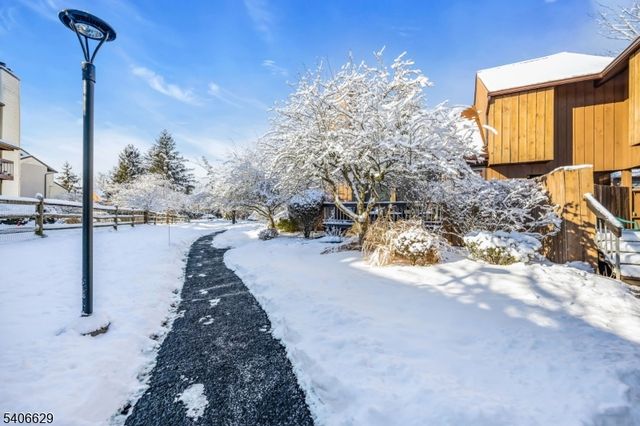 107 Bluebird Dr 1A, Hillsborough Twp., NJ 08844