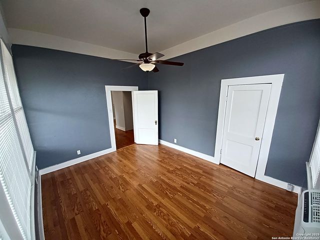 124 W MISTLETOE AVE, San Antonio, TX 78212