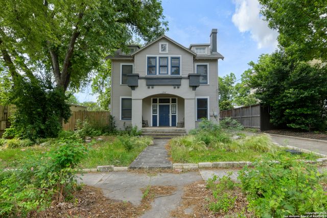 124 W MISTLETOE AVE, San Antonio, TX 78212
