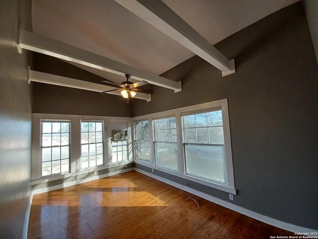 124 W MISTLETOE AVE, San Antonio, TX 78212