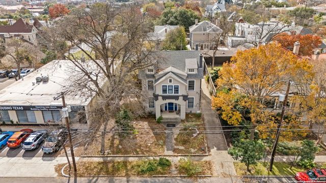 124 W MISTLETOE AVE, San Antonio, TX 78212