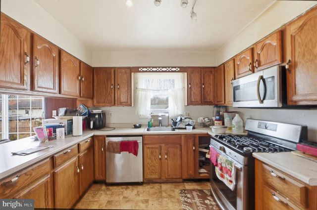 6507 WESTVIEW LN, Lanham, MD 20706