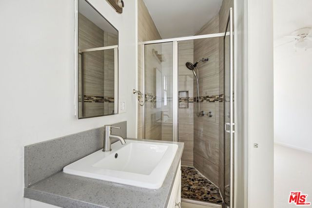 8401 Tuscany Avenue 4, Los Angeles, CA 90293