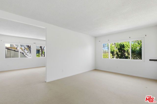8401 Tuscany Avenue 4, Los Angeles, CA 90293
