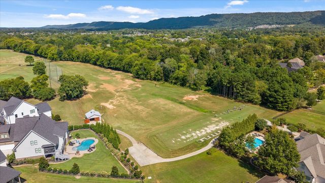 8410 Rambling Rose Drive, Ooltewah, TN 37363