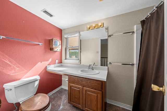 125 Turkey Trot, Hunt, TX 78024