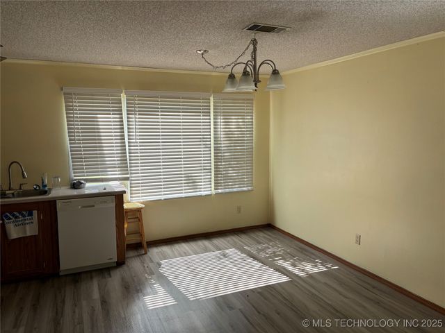 13937 Conley, Kingston, OK 73439