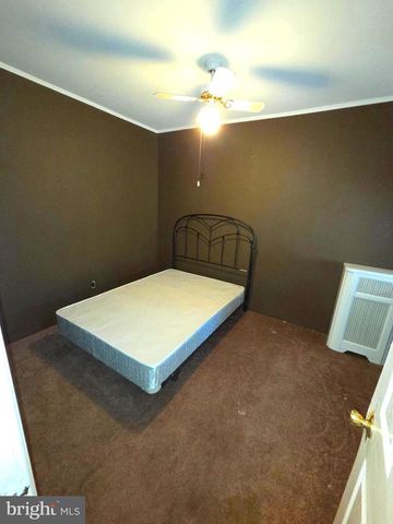 2834 S FRANKLIN ST, Philadelphia, PA 19148