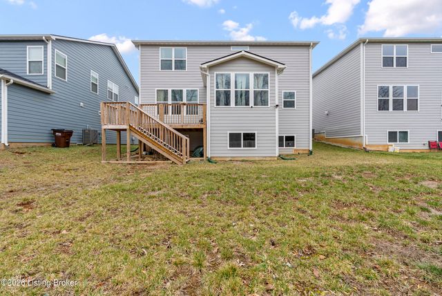 4642 Golden Eagle Dr, Louisville, KY 40245