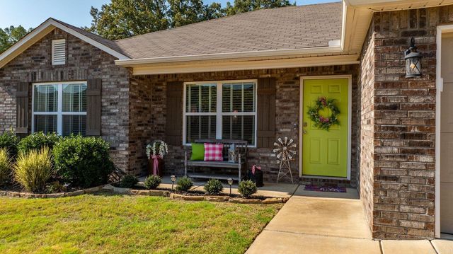 1015 OKeefe Avenue, Conway, AR 72032