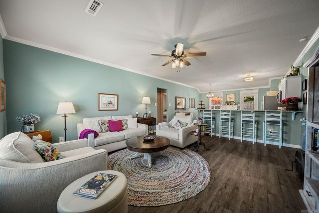1015 OKeefe Avenue, Conway, AR 72032