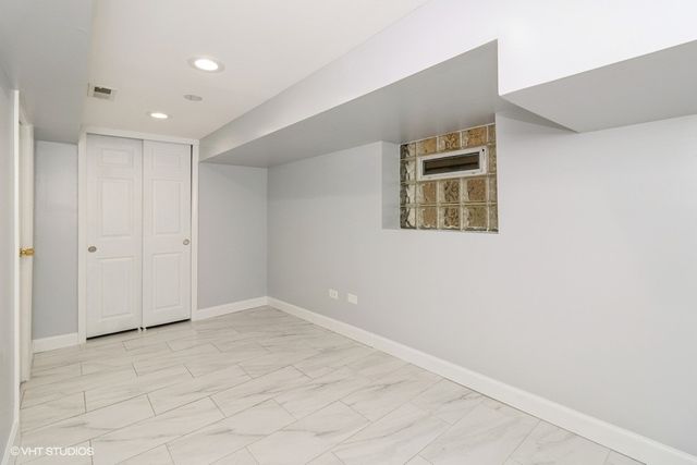 3505 N Whipple Street 1, Chicago, IL 60618