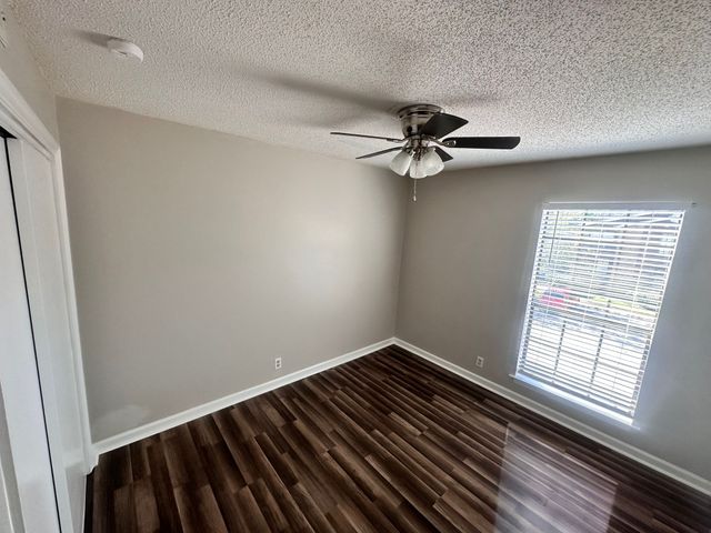 129 Brooke Castle Dr, Hermitage, TN 37076